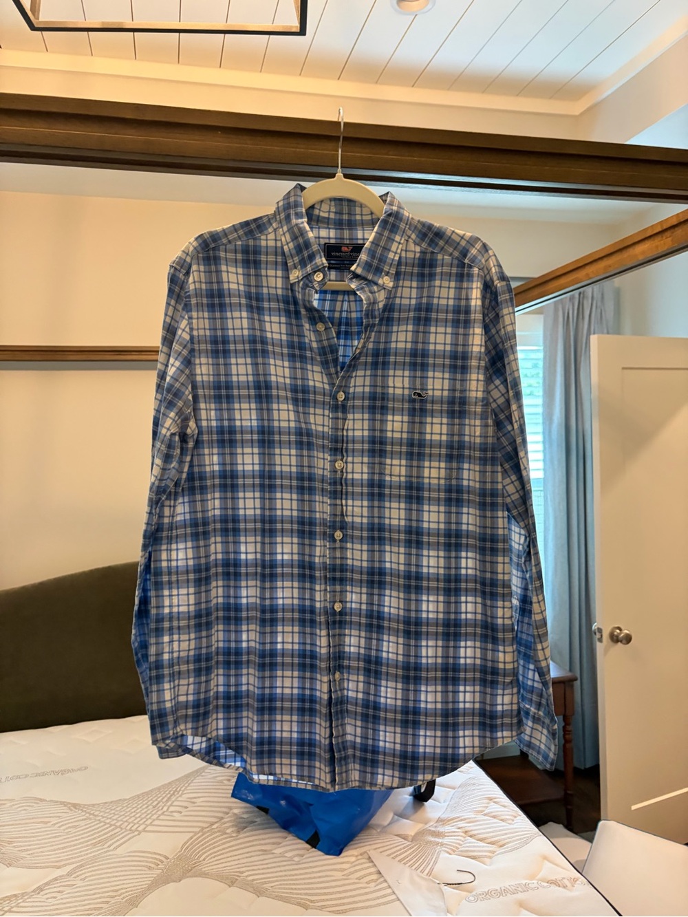 Vineyard Vines Blue and White Plaid Button-Down Shirt